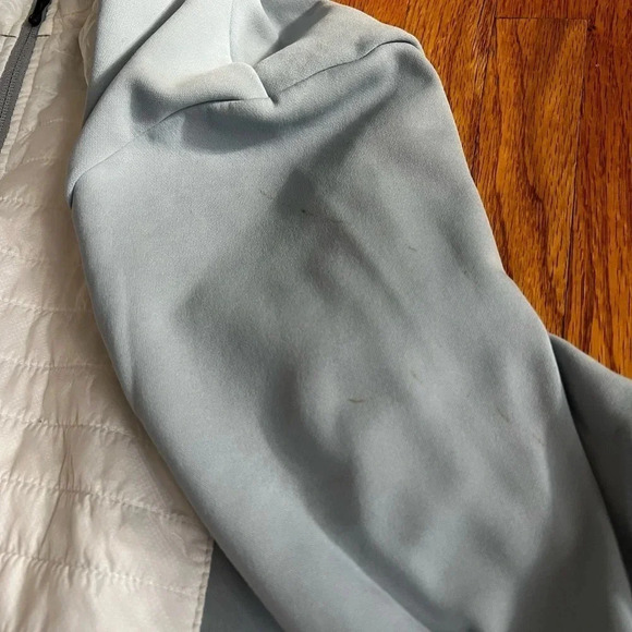 Lightweight jacket - Picture 4 of 5